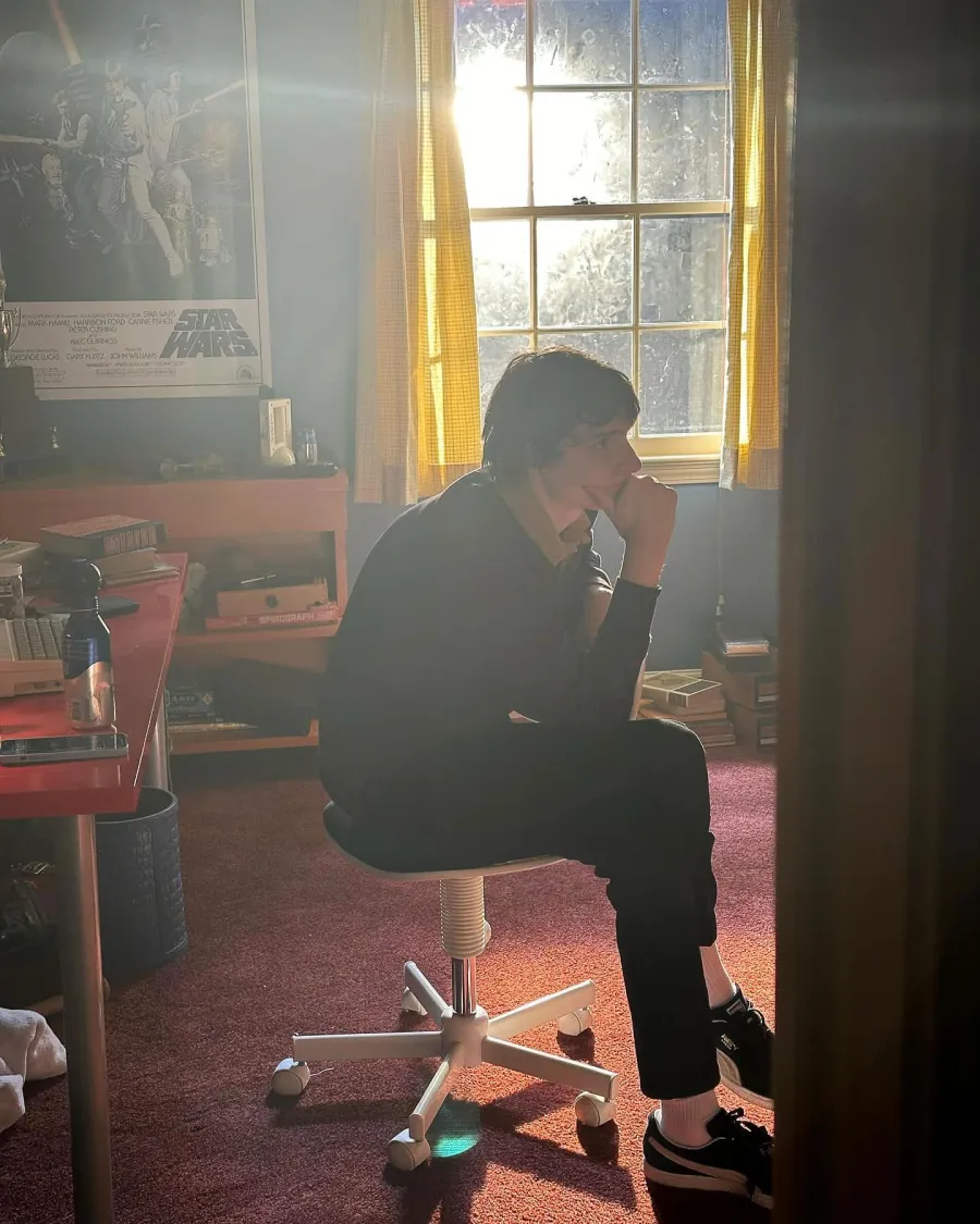 Gallery Stranger Things Cast s Best Behind the Scenes Moments Ahead of Fifth and Final Season 666