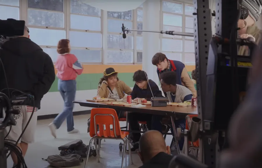 Gallery Stranger Things Cast s Best Behind the Scenes Moments Ahead of Fifth and Final Season 669