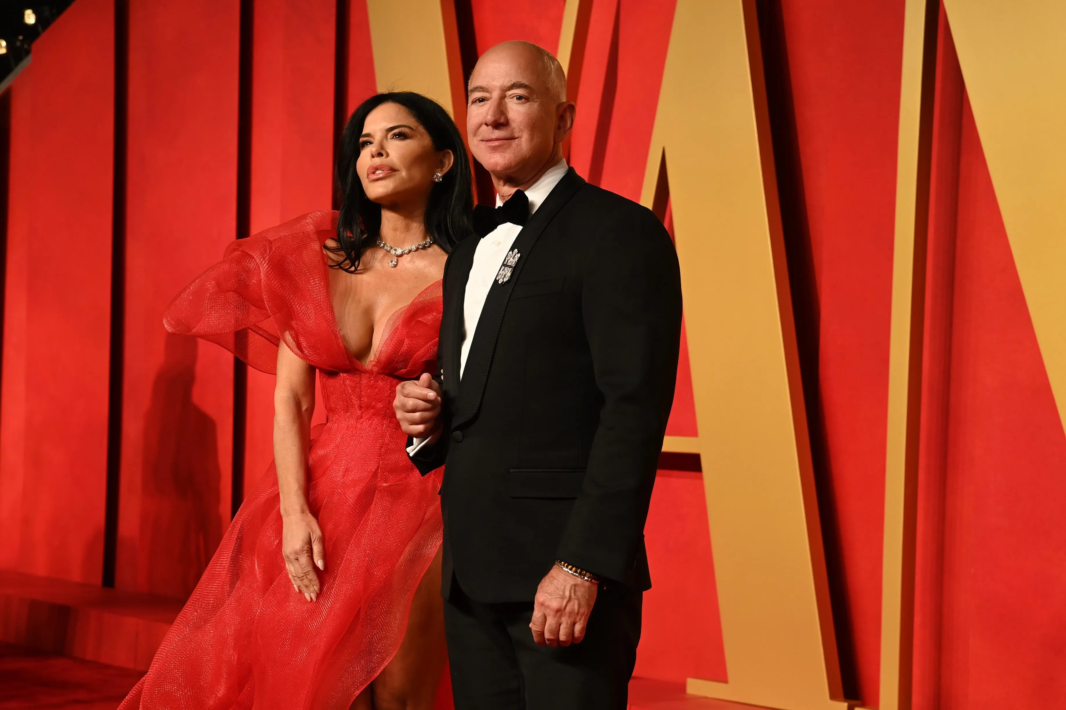 Lauren Sánchez and Jeff Bezos.