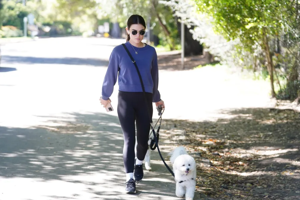 Gen Z Crew Socks vs Millennial No-Show Socks: Taylor Swift, Justin Bieber and J-Lo Are Divided!