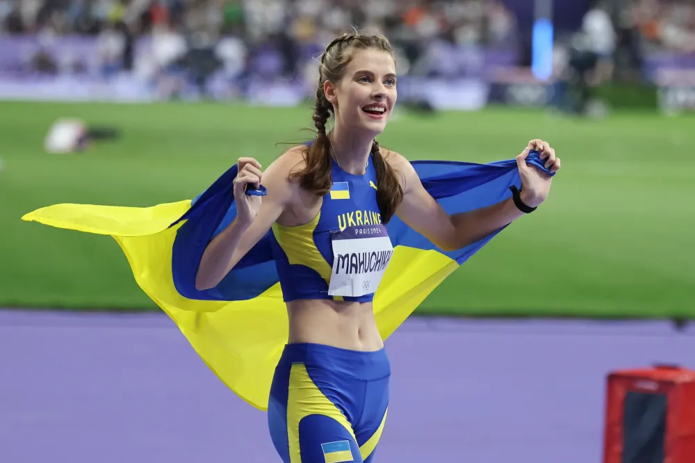 The Olympics Aren&rsquo;t About Hair &mdash; But Sunisa Lee, Noah Lyles and Trinity Rodman 'Dos Deserve Medals