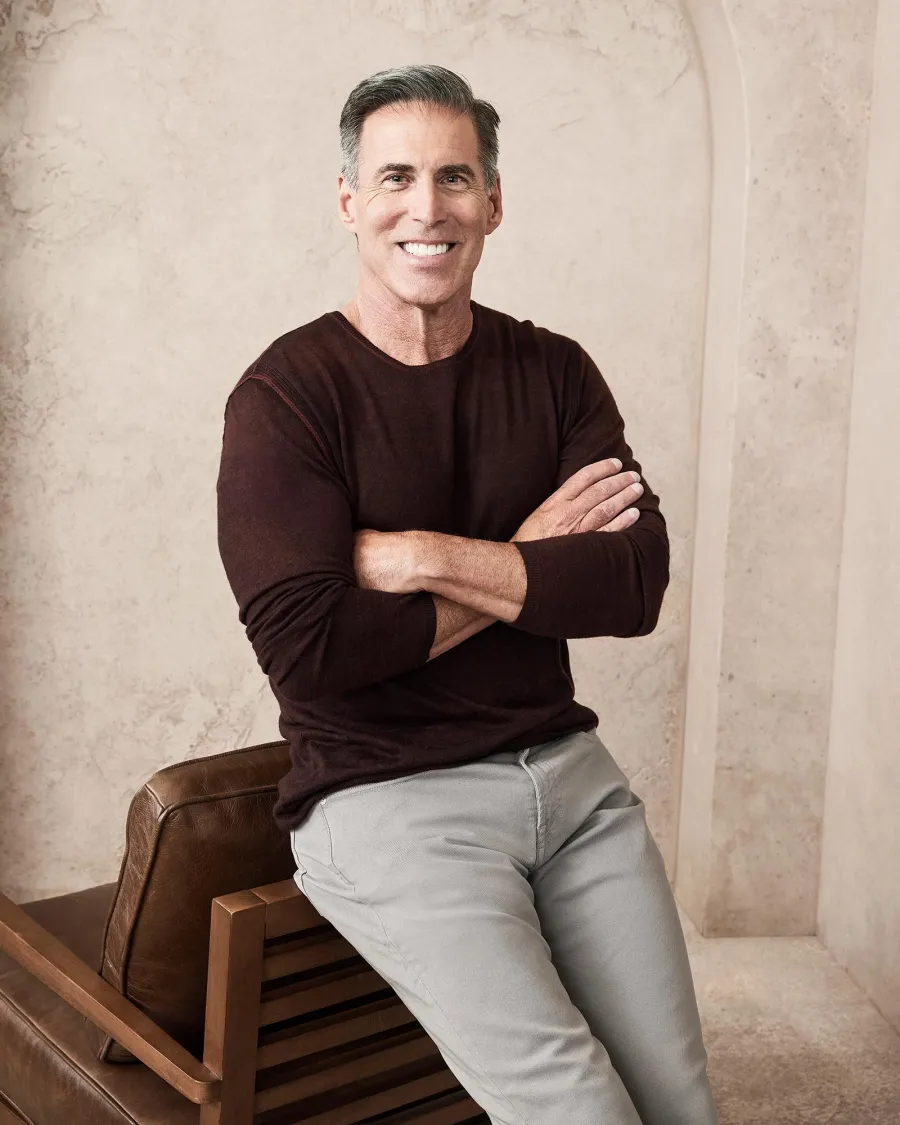 Guy Golden Bachelorette Joan Vassos