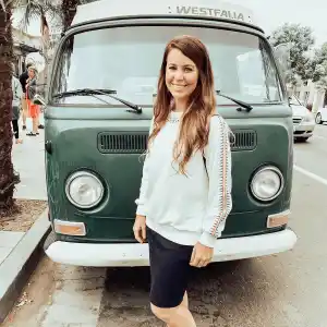 Jana Duggar Leaving Arkansas