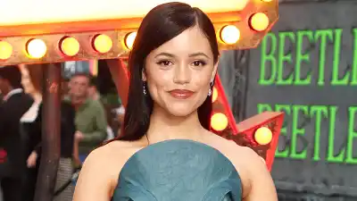 Jenna Ortega Carries Purse in Shape of Beetlejuice's House at 'Beetlejuice Beetlejuice' Premiere