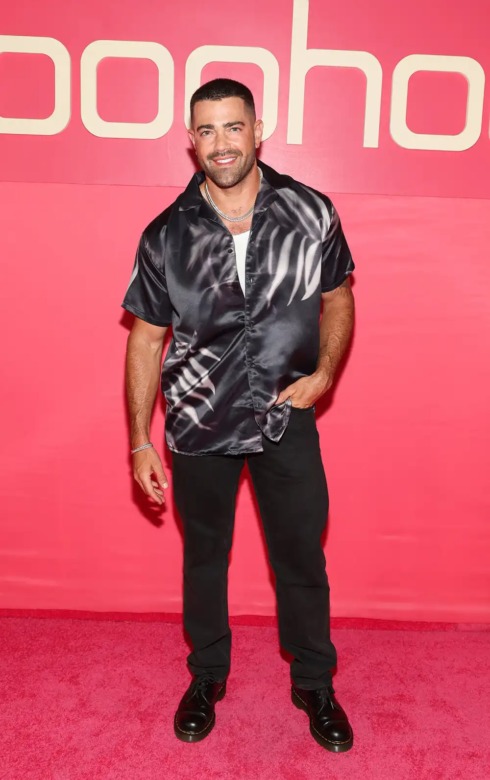 Jesse Metcalfe Recalls Filming Desperate Housewives Sex Scenes With Eva Longoria