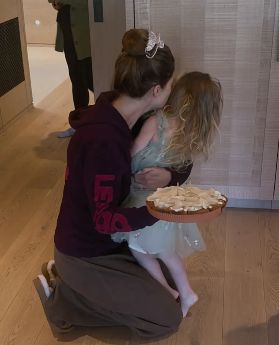 Katherine-Schwarzenegger-and-Chris-Pratts-Family-Album-25