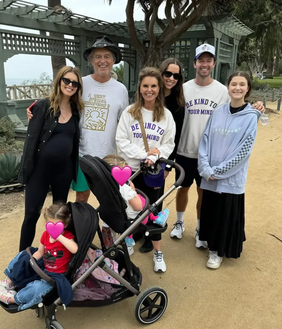 Katherine-Schwarzenegger-and-Chris-Pratts-Family-Album-28
