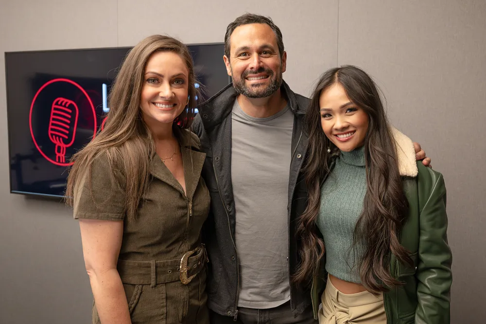 Molly Mesnick Recalls &lsquo;The Bachelor&rsquo; Producers Telling Her Jenn Tran Was All In On Sam McKinney