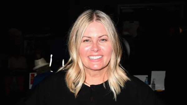 Nicole Eggert What s in My Bag 154