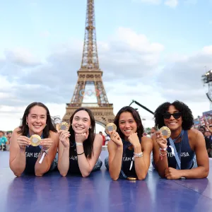 Jackie Dubrovich and Maia Weintraub Olympic Fencers Say Village Was College for the Most Athletic Adults