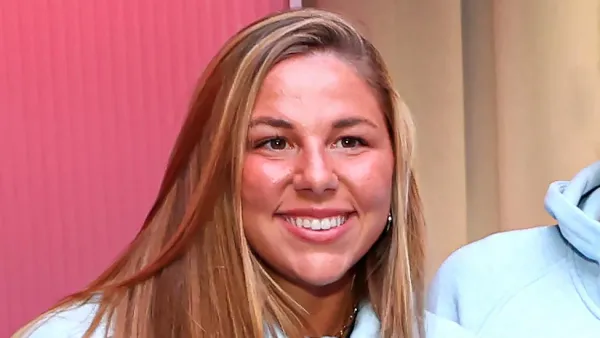 Olympic Rower Tried Using Tinder Inside the Olympic Village and It Did Not Go Well