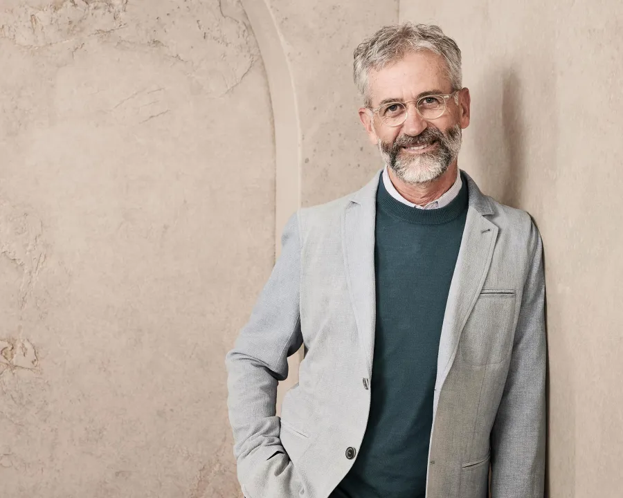 Pablo Golden Bachelorette Joan Vassos