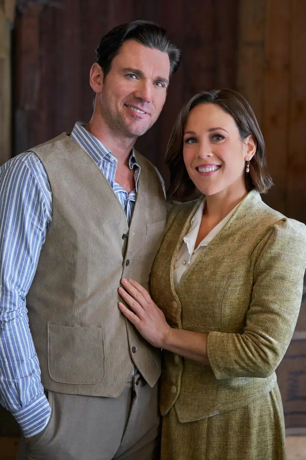 Pascale Hutton Has Ideas for Elizabeth s Future When Calls the Heart Wedding &mdash; And Rosemary s Role 070