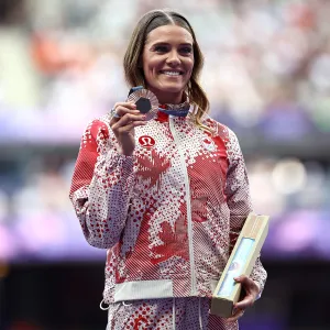 Pole Vaulter Alysha Newman Defends Twerking After Bronze Medal Win