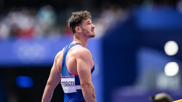 Pole Vaulter Anthony Ammirati Jokes About Buzz of Viral Bulge 871