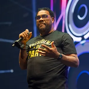 Rapper Fatman Scoop Dead at 53 After Collapsing in the Middle of Concert
