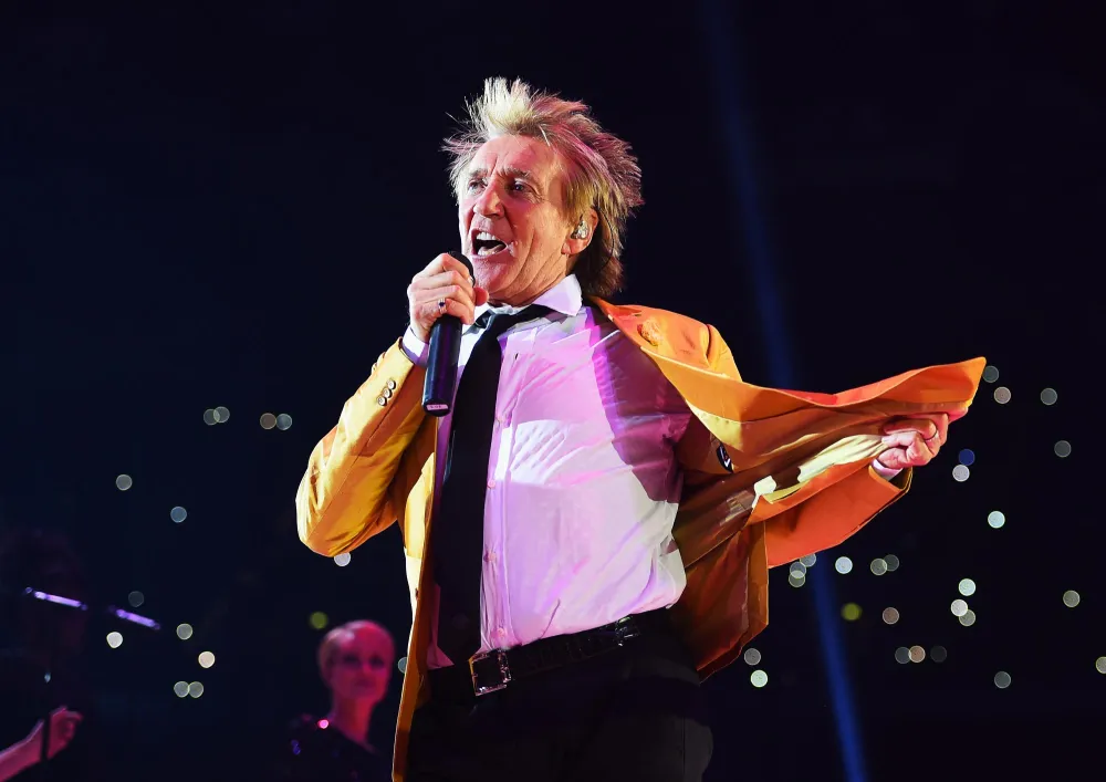 Rod Stewart Cancels 200th Las Vegas Residency Show Due to Illness- &lsquo;I&rsquo;m Desperately Sorry&rsquo; 873