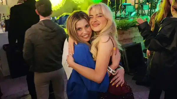 Sabrina Carpenter Tells Danielle Fishel 'Love You Forever' Amid Actress' Breast Cancer Battle