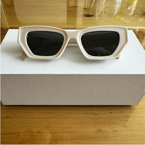 ETERNAL BLUE Eternal White Frames