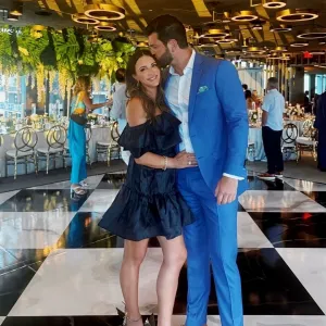 Snapinsta.app_451022946_18448994902024982_4698733328724898112_n_1080-Andi-Dorfman