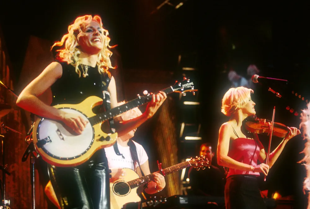 The Chicks Groundbreaking Album Fly Turns 25 All 13 Songs Ranked