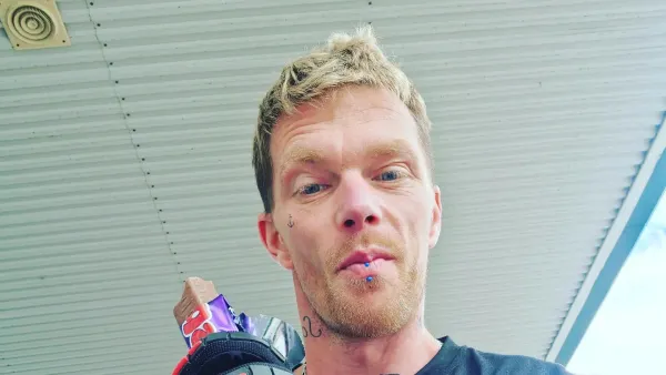 YouTube Star Luke Goodwin Dead at 35 After Being Diagnosed With Rare Cancer 201