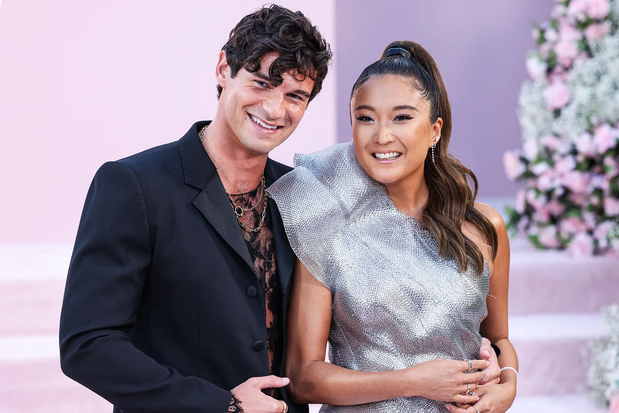 PROMO Emily in Paris Costars Ashley Park and Paul Forman’s Relationship Timeline