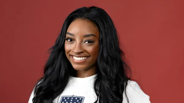 Simone Biles Documents 1st Day Back in the Gym After Olympics