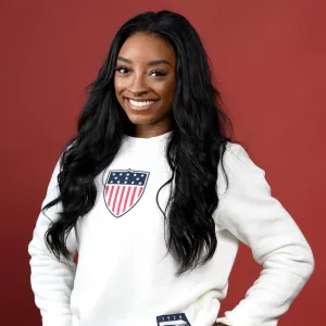 Simone Biles Documents 1st Day Back in the Gym After Olympics