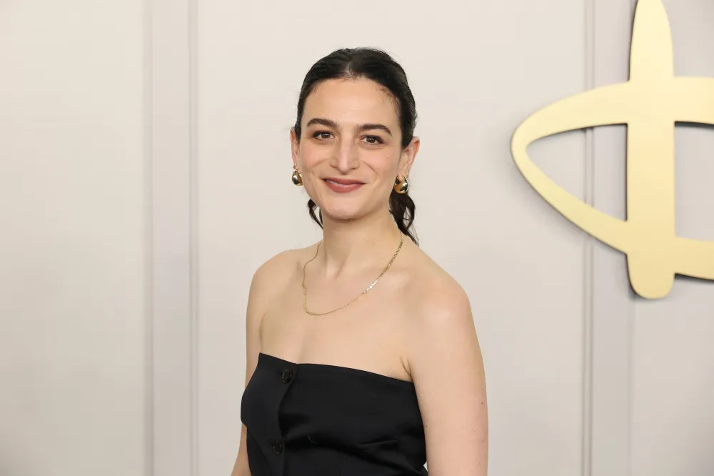 Jenny Slate &lsquo;Fell in Love&rsquo; With Blake Lively on &lsquo;It Ends With Us&rsquo;