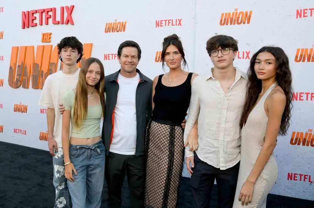Mark Wahlberg Joined By Wife Rhea, 3 of Their Kids at &lsquo;Union&rsquo; Premiere