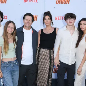 Mark Wahlberg Joined By Wife Rhea, 3 of Their Kids at ‘Union’ Premiere