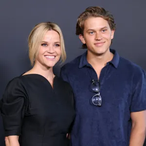 Reese Witherspoon Brings Son Deacon, 20, As Her ‘Blink Twice’ Premiere Date