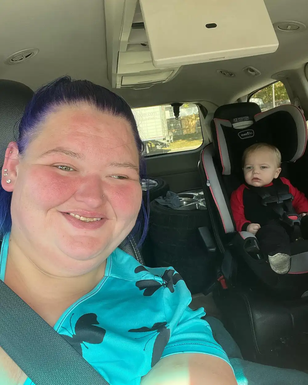 &lsquo;1000-Lb. Sisters&rsquo; Star Amy Slaton&rsquo;s Family Guide: Meet Her Sister, Kids and More