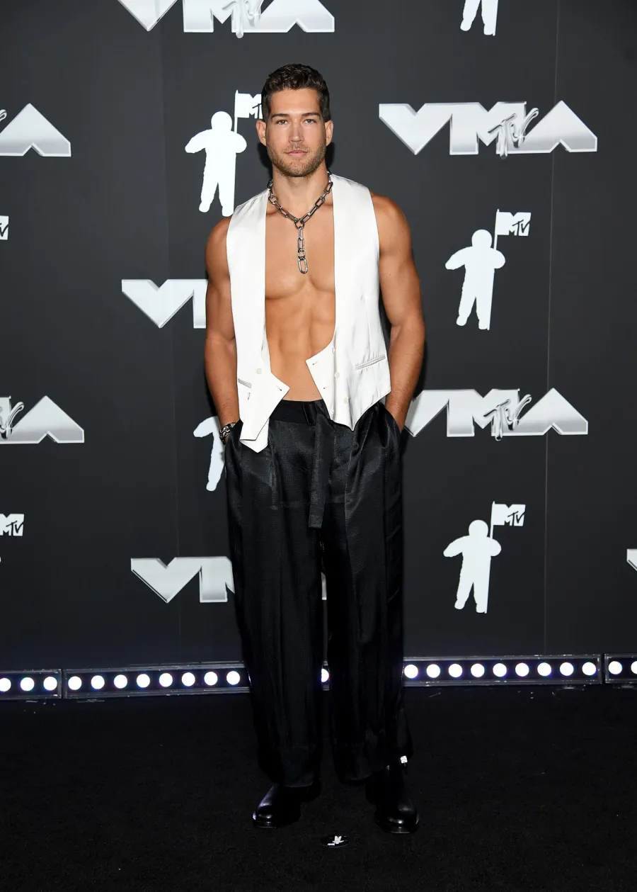 2024 MTV Video Music Awards VMA Arrivals 893 Dom Fenison