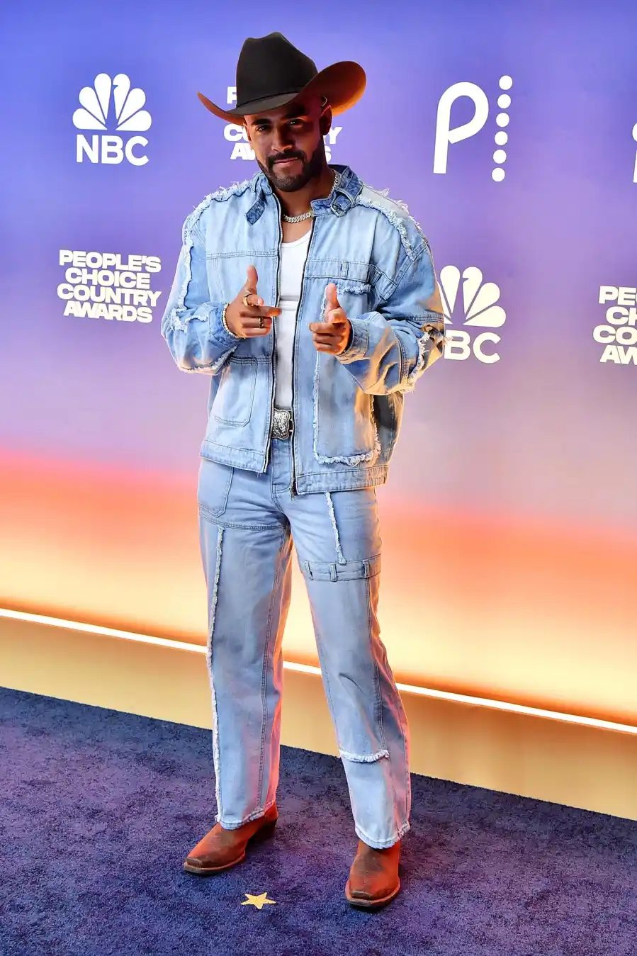 2024 People s Choice Country Awards Red Carpet 728 Kendall Washington