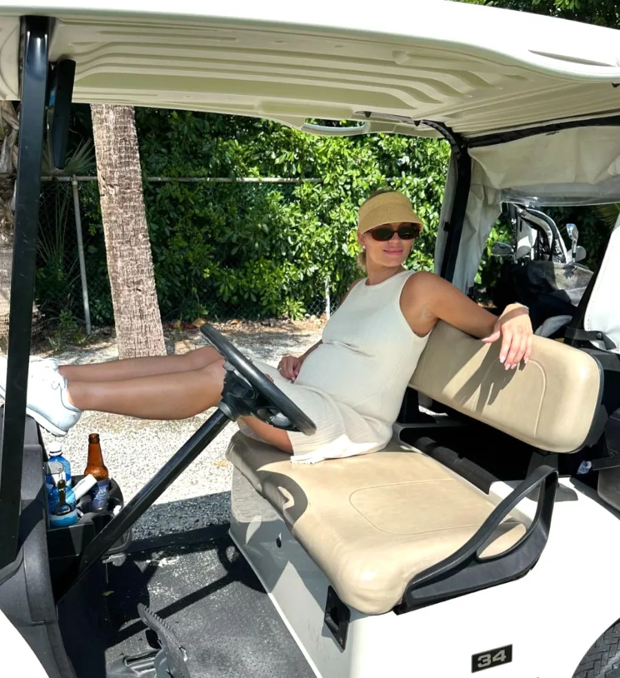 Pregnant Lindsay Hubbards Baby Bump Album Ahead of Welcoming 1st Child With Turner Kufe