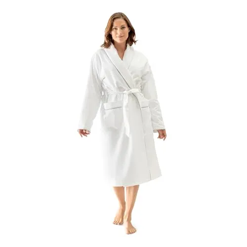 For the Comfort Connoisseur: FluffCo Luxury Hotel Robe