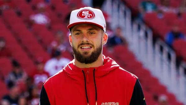 49ers Ricky Pearsall Shows Up to Season Opener Greets First Responders Days After Being Shot in Chest 826