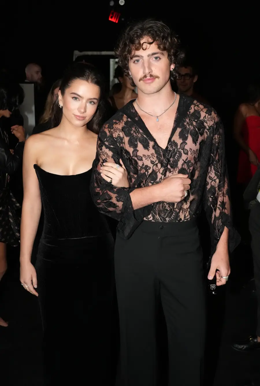 Cutest Couples on the VMAs Red Carpet