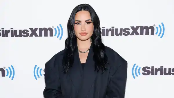 Demi Lovato Discusses Bullying in Child Star Documentary