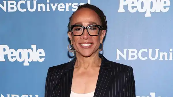 Epatha Merkerson What's in My Bag