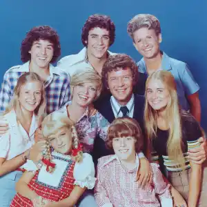 Everything The Brady Bunch Cast Has Said About Hooking Up With Each Other Off Camera 838