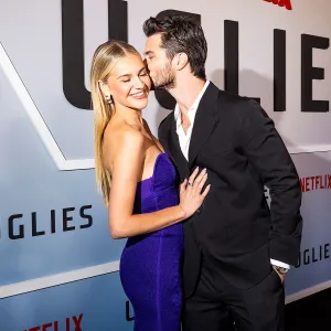 FEATURE Chase Stokes Sweetly Kisses Girlfriend Kelsea Ballerini Cheek at Uglies Premiere
