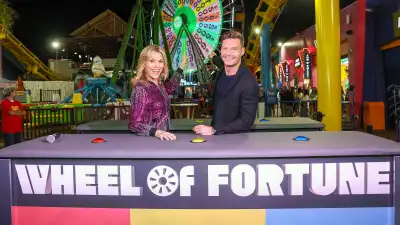 Feature Vanna White Scared No Chemistry With Ryan Seacrest
