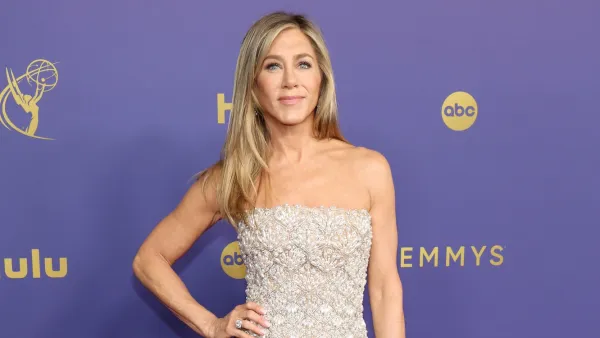 Jennifer Aniston ‘Bikini Body’ Deepfake Exposed by Influencer as AI Scam to Sell Collagen