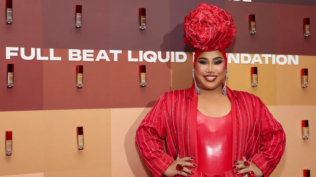 Patrick Starrr foundation One/Size