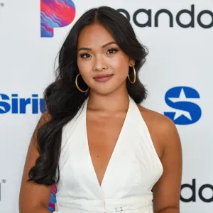 Jenn Tran Cries Rewatching Proposal