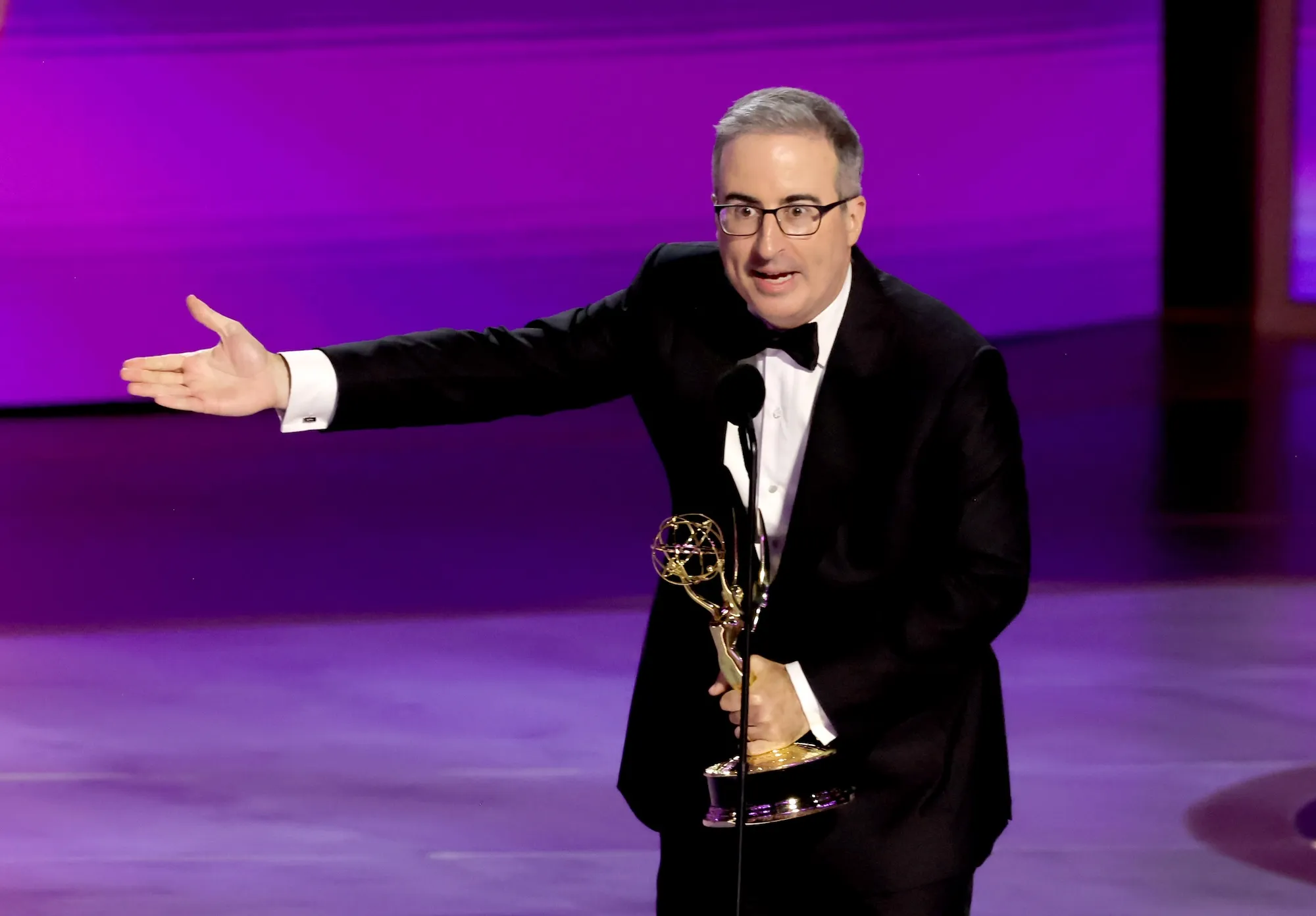 John Oliver Mourns Dead Dog in Historically Chaotic Emmys Speech