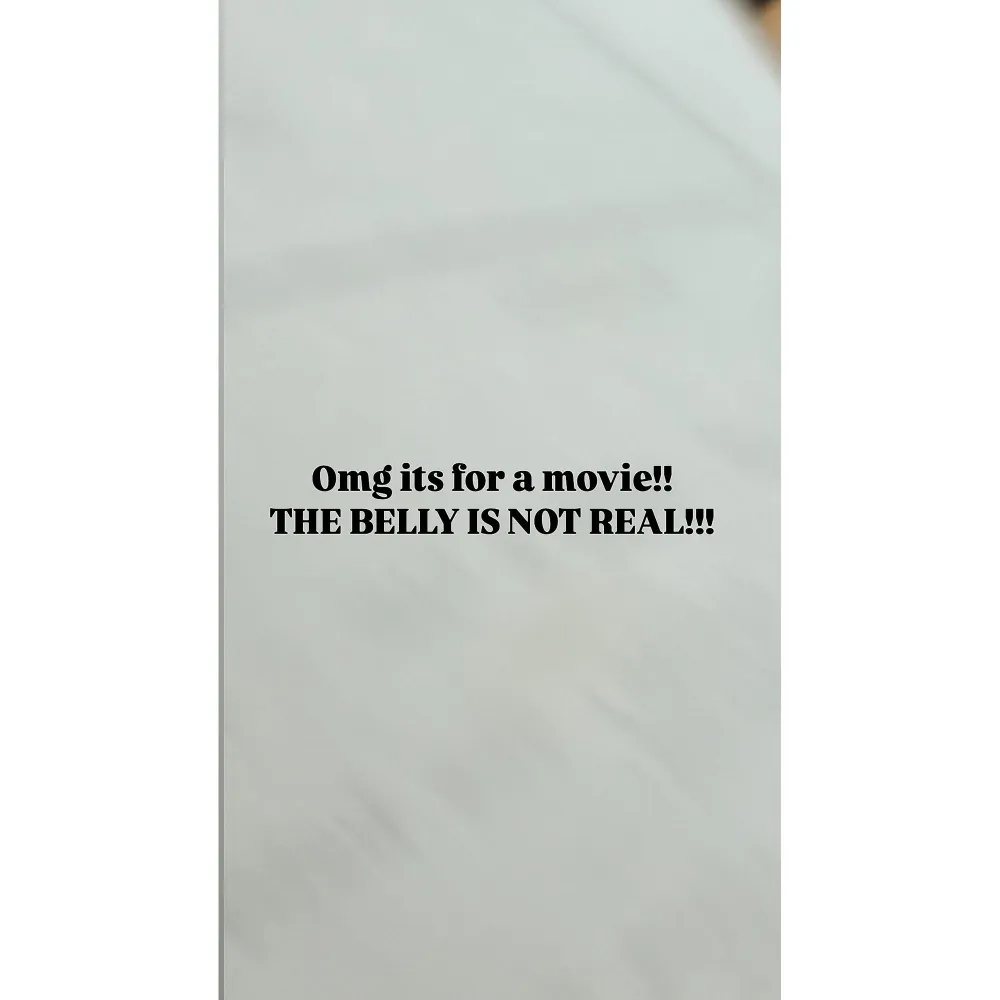 Julia Fox Clarifies She Is Not Pregnant After Posting Photo of Baby Bump 3